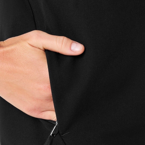 Women's Figs Black Sydney Scrub Jacket XXL - Picture 13 of 16